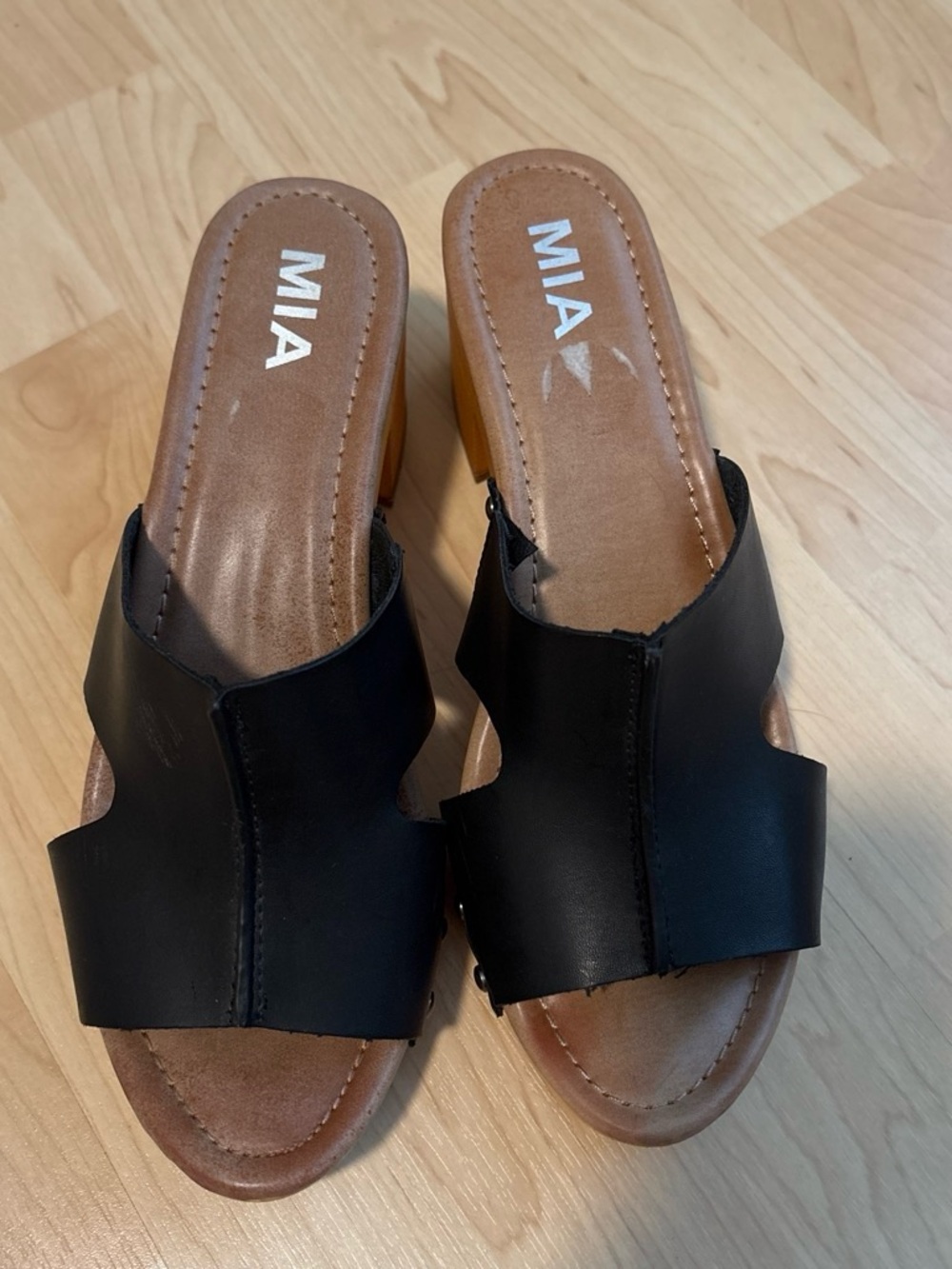 MIA Black Leather Open-Toe Slide Mules